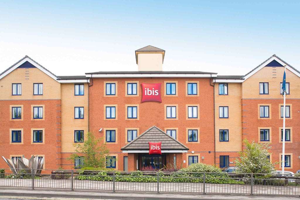 Ibis Cardiff Gate - International Business Park Hotel Exterior photo